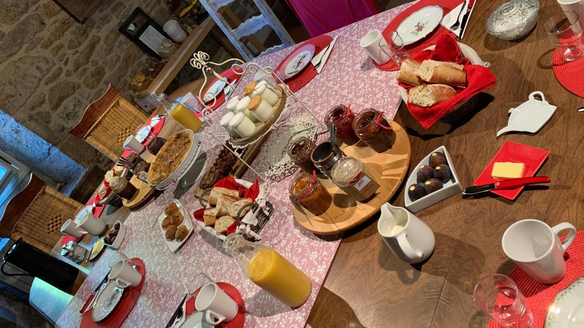 Le Moulin Du Boisset Bed & Breakfast Saint-Denis-les-Martel Luaran gambar
