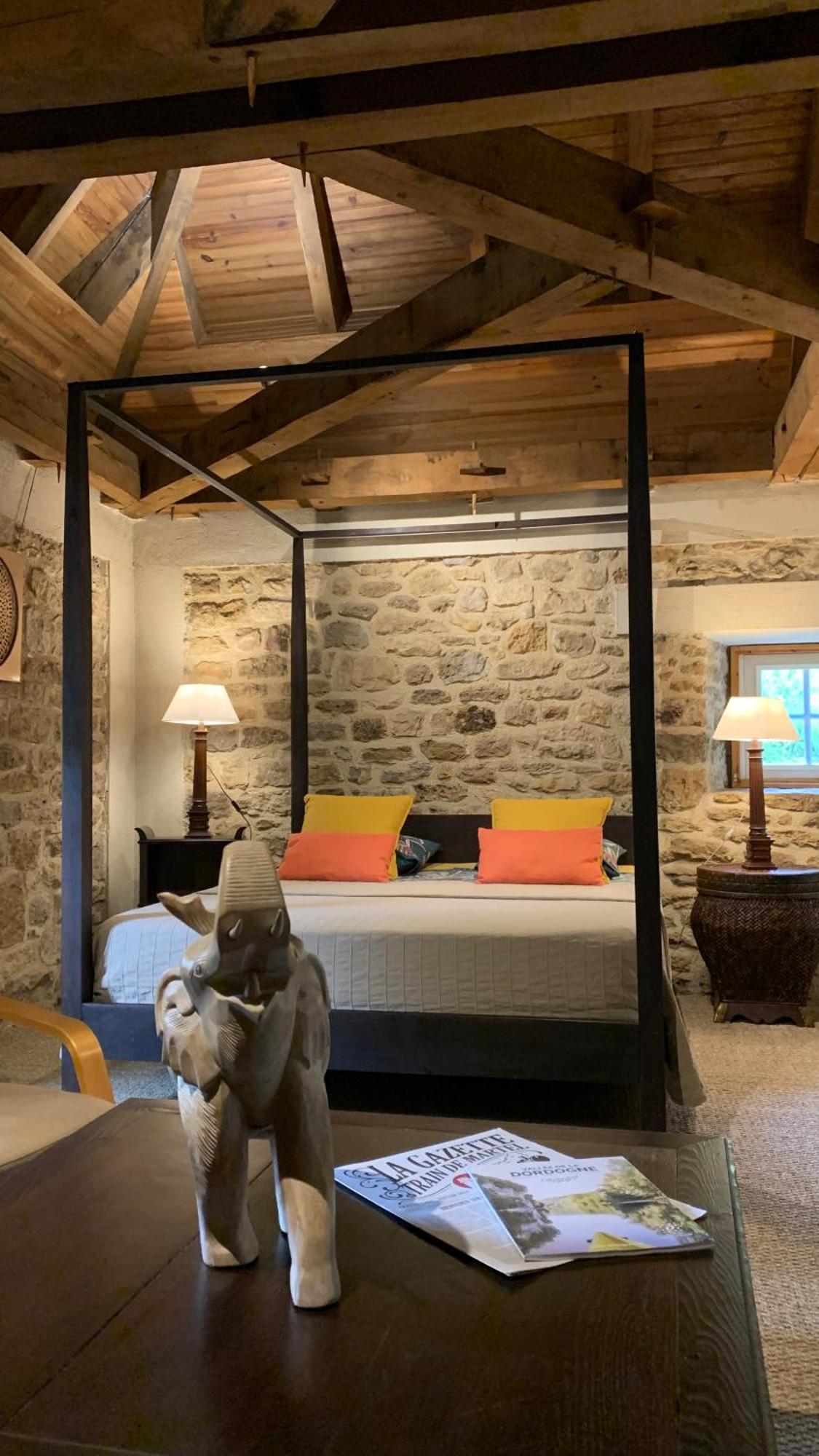 Le Moulin Du Boisset Bed & Breakfast Saint-Denis-les-Martel Luaran gambar